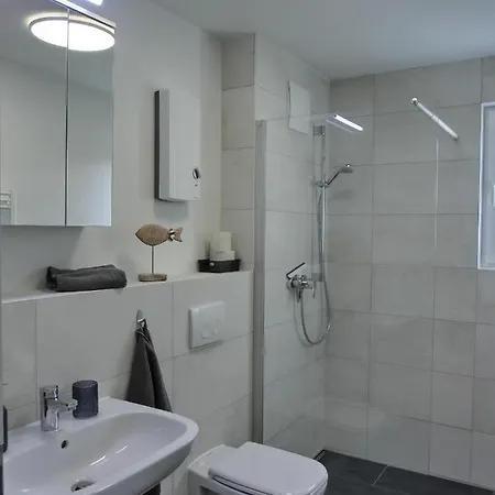 Kwi 84 Eg شقة غرال موريتز